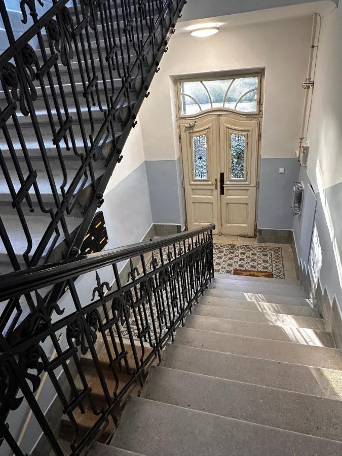 Hillside Luxury Residence Budapest With Free Garage Экстерьер фото